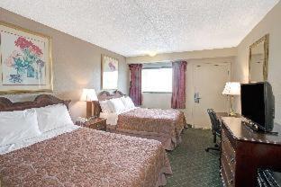 Super 8 By Wyndham Shelby Hotell Rum bild
